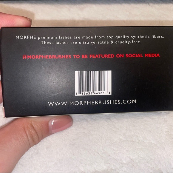 Morphe SOPHISTICATED Lashes - Picture 3 of 3